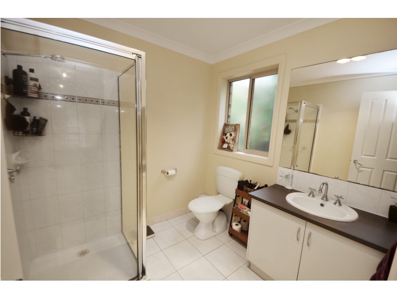 2/7 Shevill Court, Portland VIC 3305