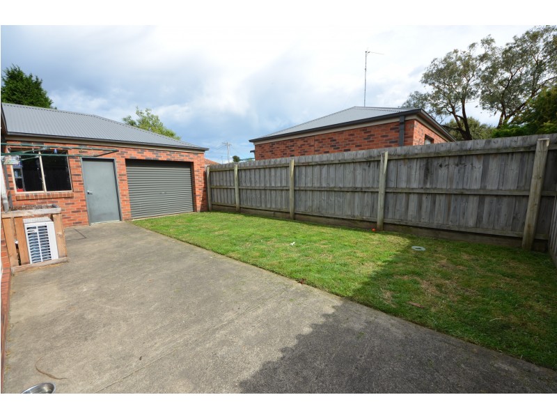 2/7 Shevill Court, Portland VIC 3305