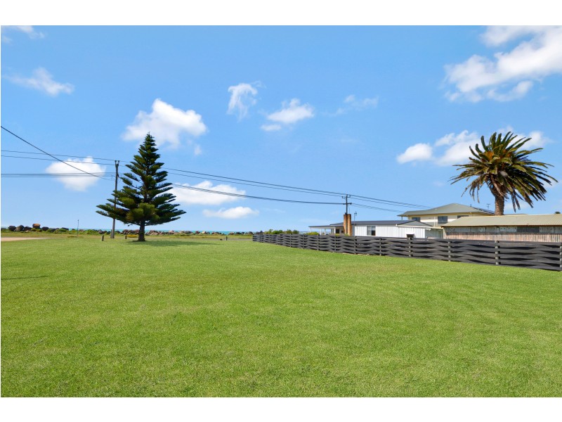 209 Dutton Way, Dutton Way VIC 3305