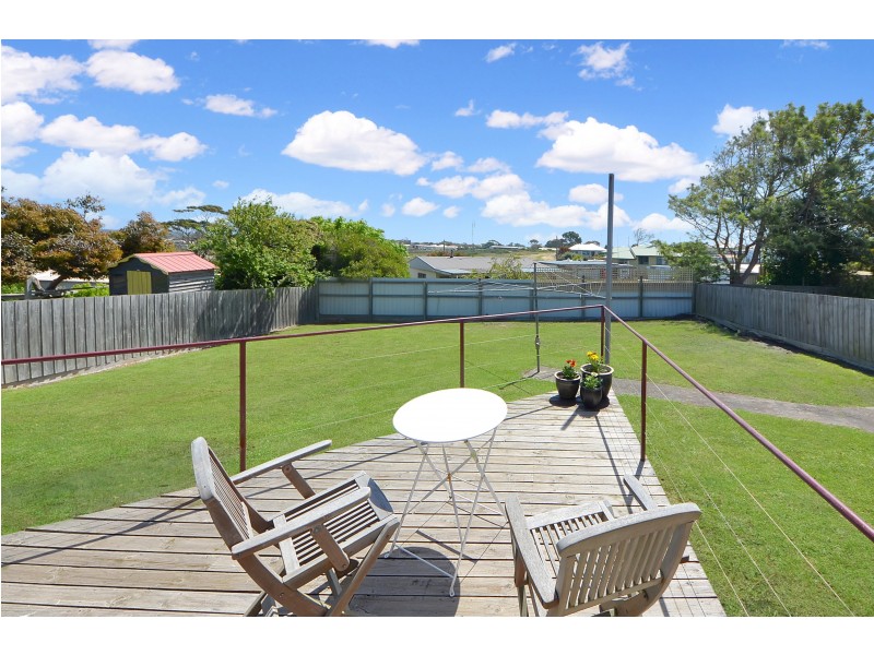 9 Adams Street, Portland VIC 3305