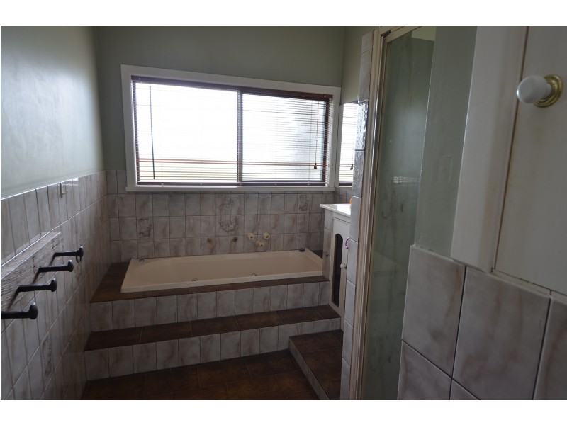 83 Berrys Road, Portland VIC 3305