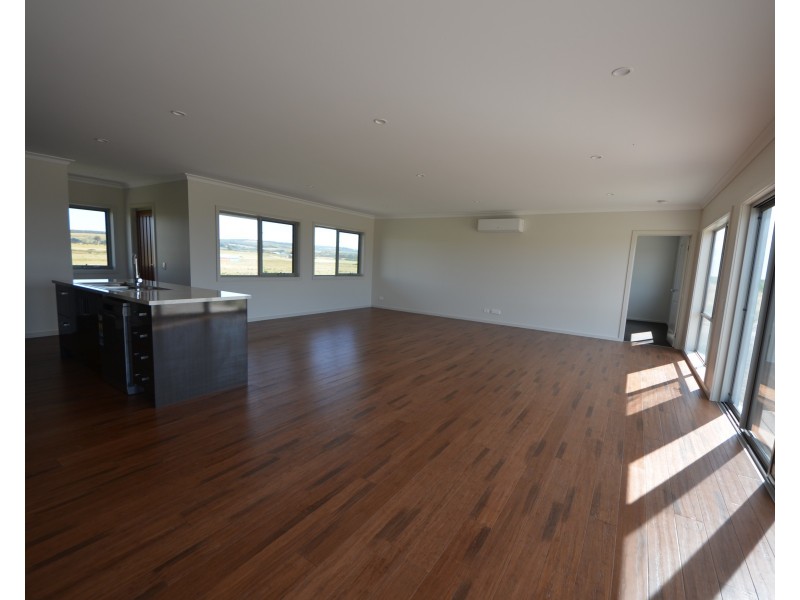 24 Ocean View Drive East, Narrawong VIC 3285