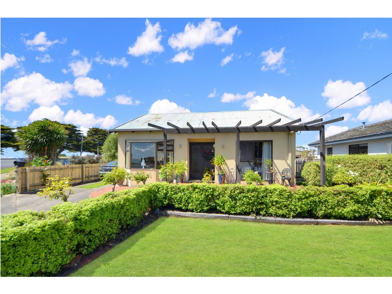 273 Hanlon Parade, Portland VIC 3305