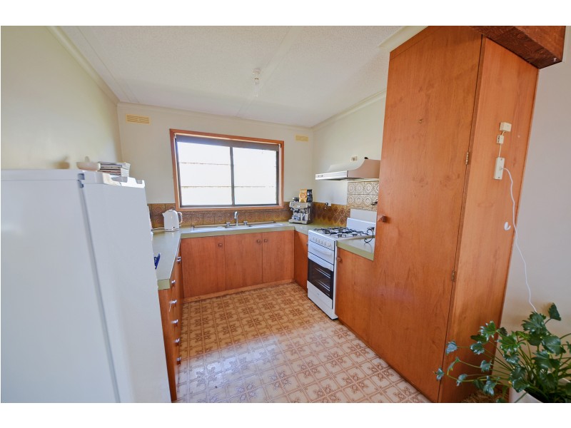 2/44-46 Peter Street, Portland VIC 3305