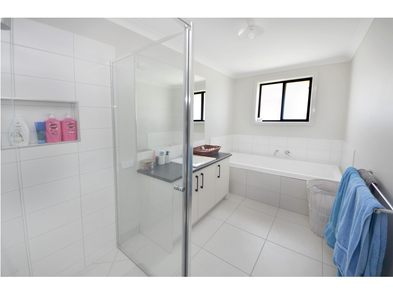 17 Vidic Drive, Portland VIC 3305