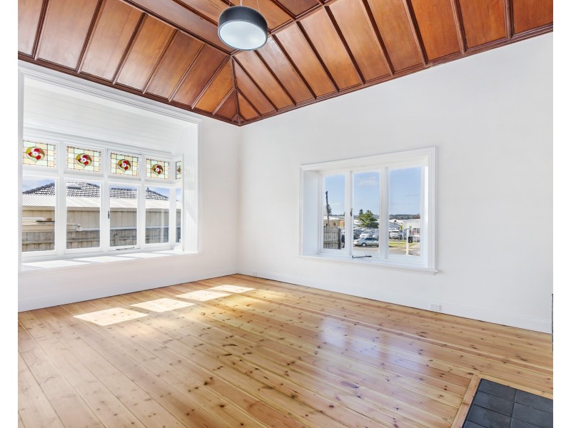 16 Fern Street, Portland VIC 3305