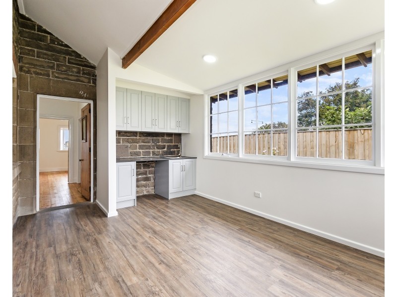 16 Fern Street, Portland VIC 3305