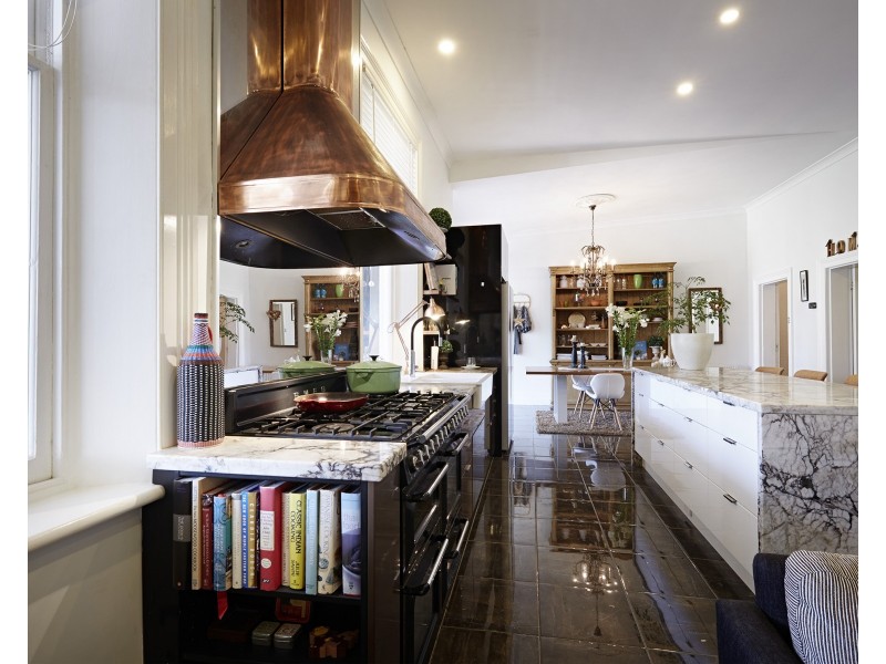 26 Avonmore Avenue, Portland VIC 3305