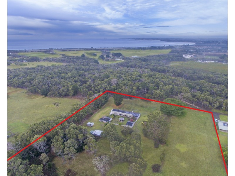 34 Gorae Road, Bolwarra VIC 3305