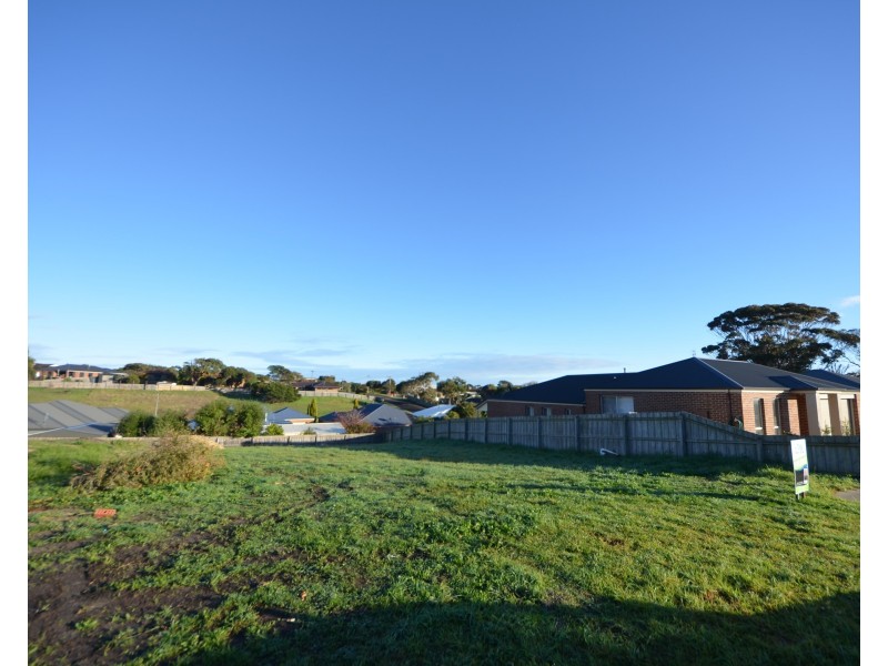 18 Donegal Court, Portland VIC 3305