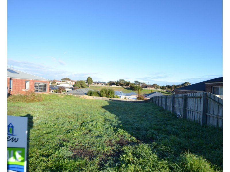 18 Donegal Court, Portland VIC 3305