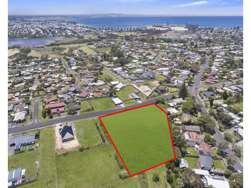 2/239 Edgar Street, Portland VIC 3305