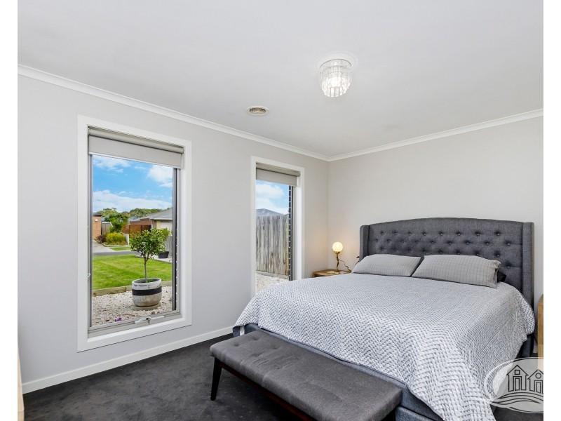 11 Madeira Close, Portland VIC 3305