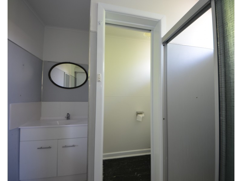 255 Hanlon Parade, Portland VIC 3305