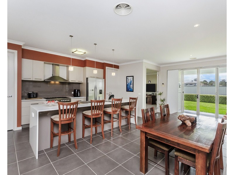 6 Seaview Terrace, Portland VIC 3305