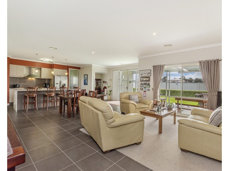 6 Seaview Terrace, Portland VIC 3305