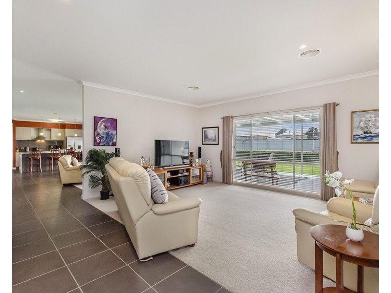 6 Seaview Terrace, Portland VIC 3305