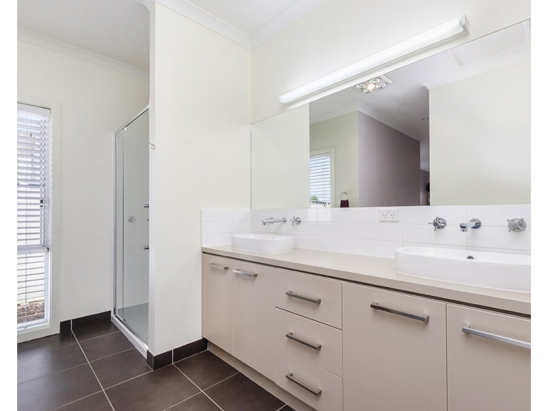6 Seaview Terrace, Portland VIC 3305