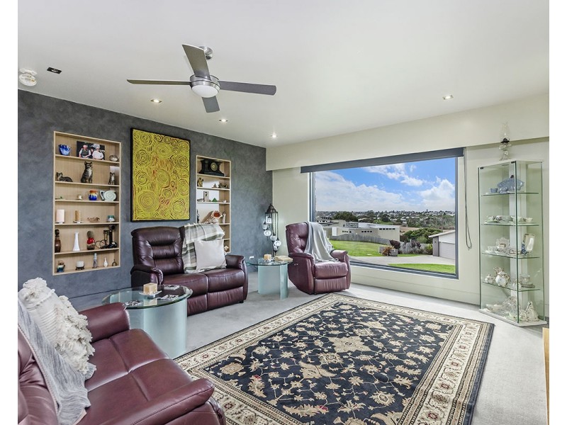1 Laguna Court, Portland VIC 3305