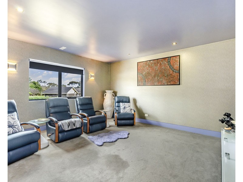 1 Laguna Court, Portland VIC 3305