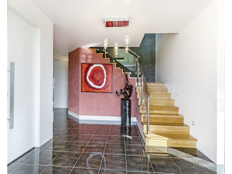 1 Laguna Court, Portland VIC 3305