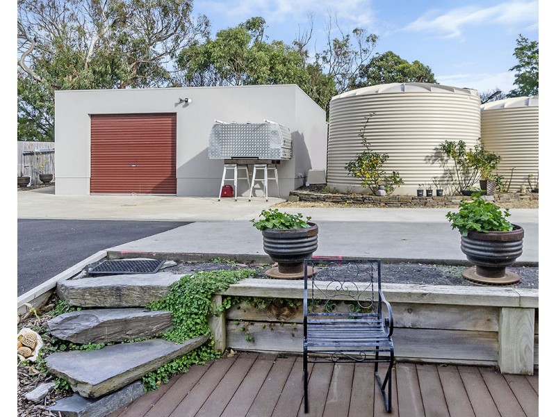 1 Laguna Court, Portland VIC 3305