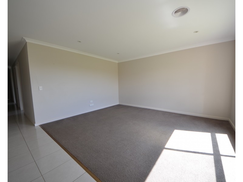 11 Isabel Court, Portland VIC 3305