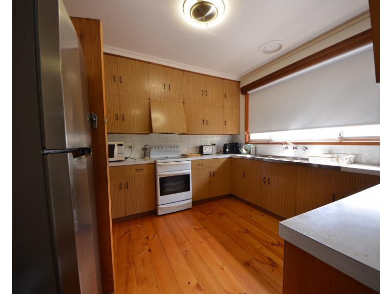 48 Waterford Avenue, Portland VIC 3305