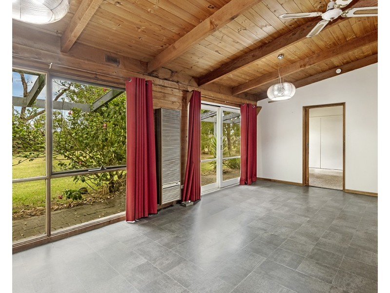29 Burns Road, Portland VIC 3305