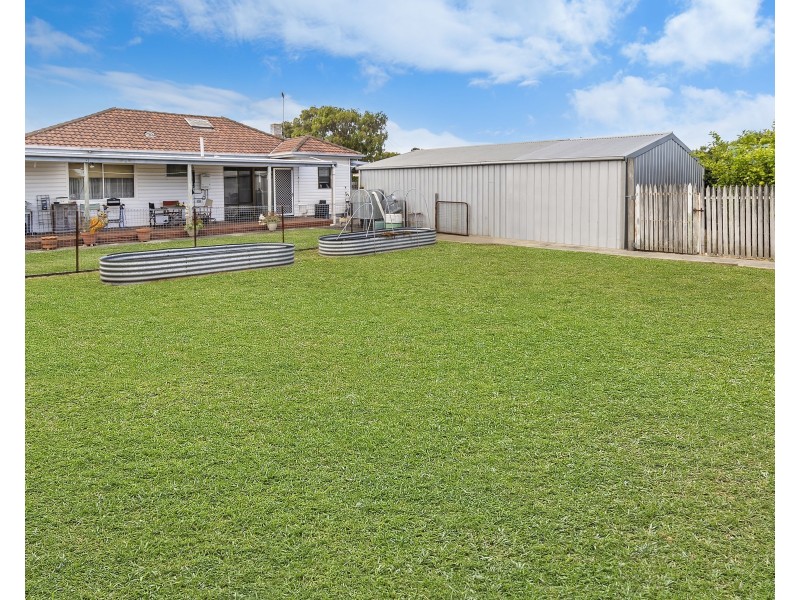 41 Waterford Avenue, Portland VIC 3305
