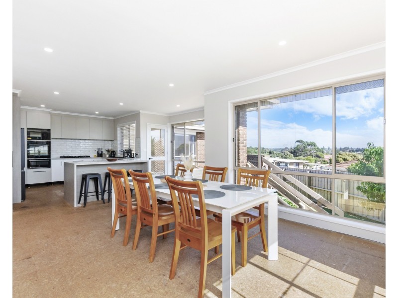 1 Carcoola Crescent, Portland VIC 3305