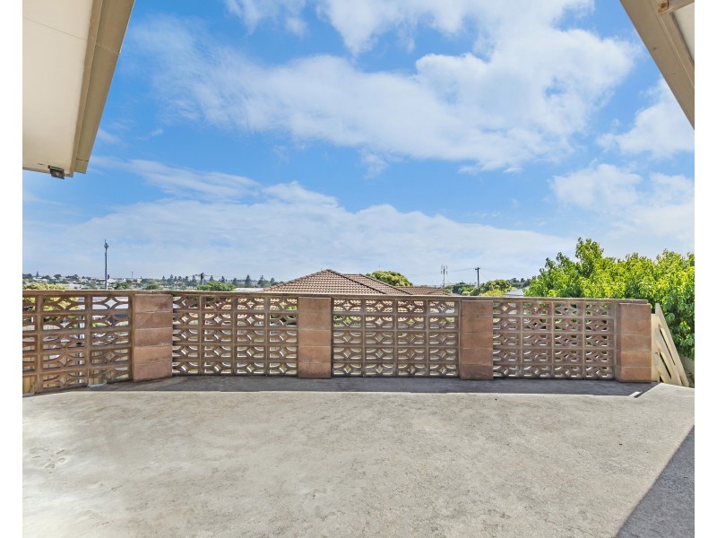 1 Carcoola Crescent, Portland VIC 3305
