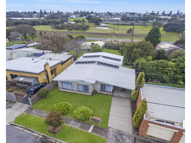 6 Calvert Street, Portland VIC 3305