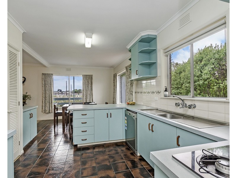 6 Calvert Street, Portland VIC 3305