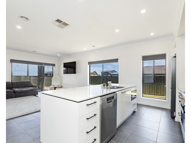 10 Valente Street, Portland VIC 3305