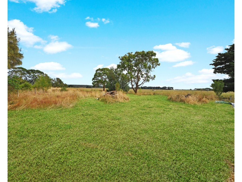 4516 Woolsthorpe-Heywood Road, Bessiebelle VIC 3304
