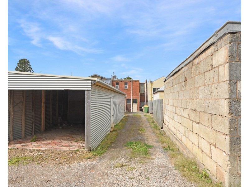 77 Bentinck Street, Portland VIC 3305