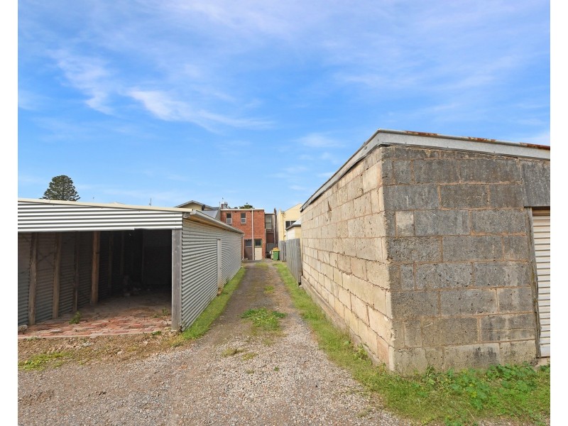 77 Bentinck Street, Portland VIC 3305