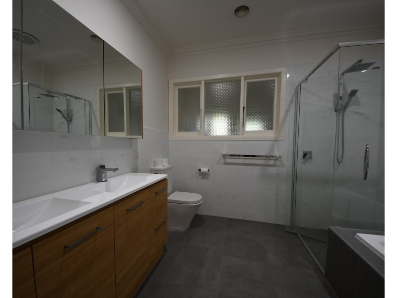 150 Barkly Street, Portland VIC 3305
