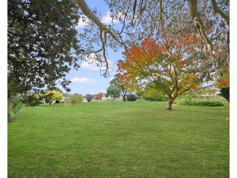 90 Bridgewater Road, Portland VIC 3305
