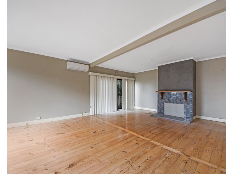 273 Hanlon Parade, Portland VIC 3305