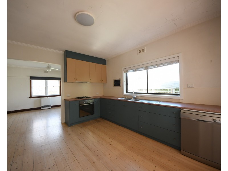 66 Findlay Street, Portland VIC 3305