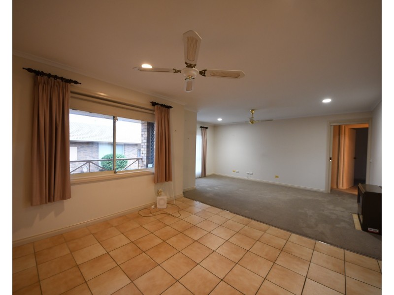 8 Juliani Place, Portland VIC 3305