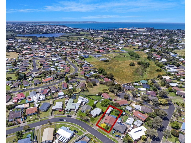 16 Kauri Crescent, Portland VIC 3305