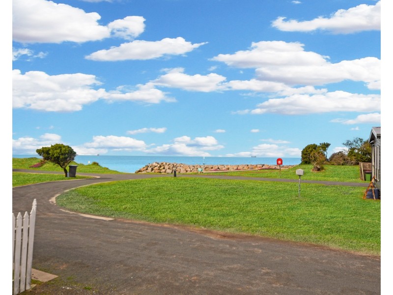 48/342 Dutton Way, Portland VIC 3305