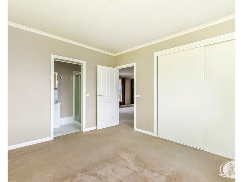 54 Learmonth Street, Portland VIC 3305