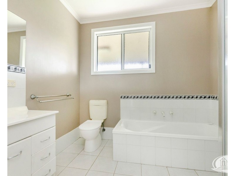 54 Learmonth Street, Portland VIC 3305