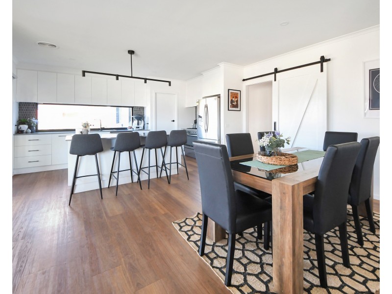 2 Blue Water Court, Portland North VIC 3305