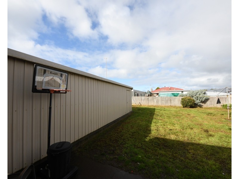 15 Moodie Street, Portland VIC 3305