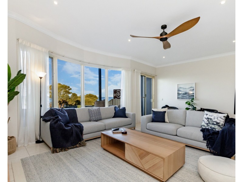 9 Seaview Terrace, Portland North VIC 3305